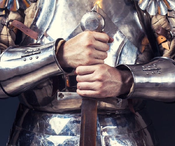 A százhúsz éves IBUSZ által szervezett személyre szabott Középkori programest egyedi hangulatú, izgalmas és felejthetetlen élményekkel kecsegteti önöket.